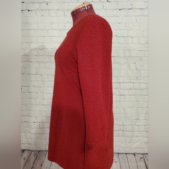 Le Chateau RED sweater dress - Picture 8 of 10